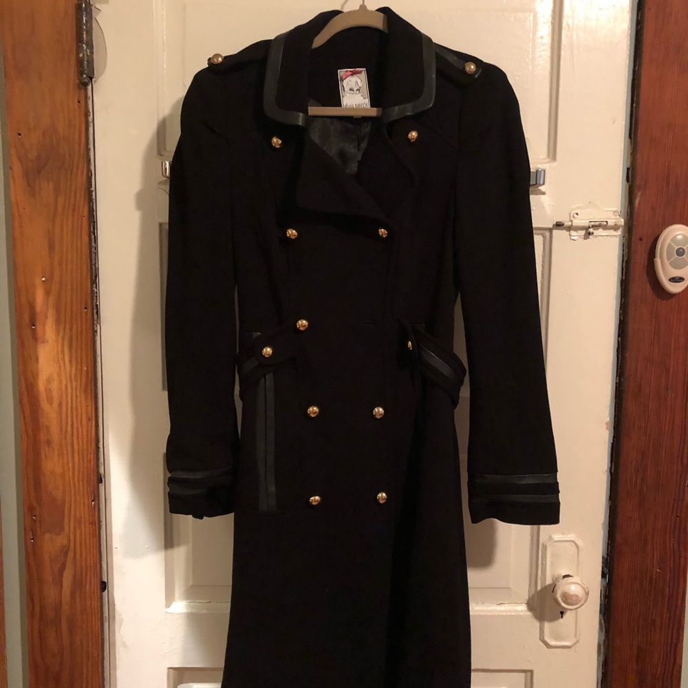 Yohana Boraschi Size 8 Women’s formal coat